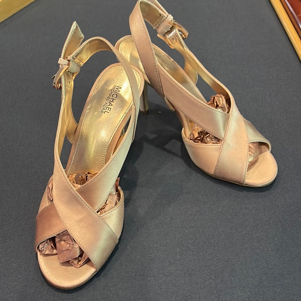 Dressy shoes , 4” heels, light pink satin, worn only once !